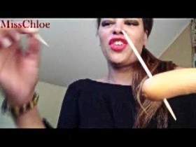 Vorschaubild vom Amateurporno mit dem Titel "Zahnstocherspiele" von MissChloe