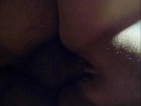 Vorschaubild vom Amateurporno mit dem Titel "Erstes versautes Video" von sexy-Paar