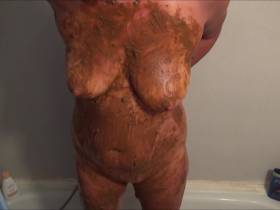 Vorschaubild vom Amateurporno mit dem Titel "Dirty shower" von scatgirl