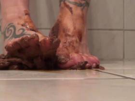 Vorschaubild vom Amateurporno mit dem Titel "Fußpflege Teil 2" von KV-Queen
