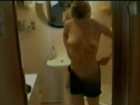 Vorschaubild vom Amateurporno mit dem Titel "Bewundere mein Body" von bigklit