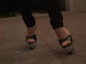 Vorschaubild vom Amateurporno mit dem Titel "High-Heels!!" von sexyJoleen