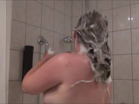 Vorschaubild vom Amateurporno mit dem Titel "Unter Dusche gefickt" von BDSMPaar1