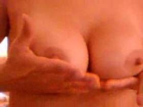 Vorschaubild vom Amateurporno mit dem Titel "Titten" von FICKmichREAL