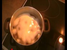 Vorschaubild vom Amateurporno mit dem Titel " Kochstunde für Anfänger" von dani5566