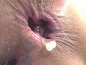 Vorschaubild vom Privatporno mit dem Titel "Nasse sauereien in lack (pov)   analschleim !!!" von Xtrem-Babe