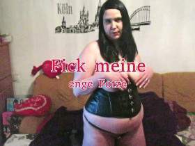 Vorschaubild vom Amateurporno mit dem Titel "Fick meine enge Fotze" von Raubkatze87
