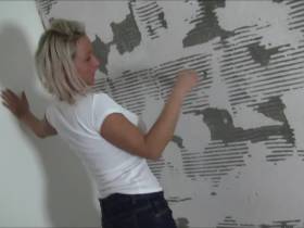 Vorschaubild vom Privatporno mit dem Titel "Malermeister bei Renovierung abgefickt" von candysamira