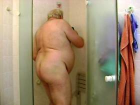 Vorschaubild vom Amateurporno mit dem Titel "Wichs in der Dusche" von Oldsexboy