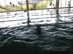 Vorschaubild vom Amateurporno mit dem Titel "Im Schwimbad geht es richtig ab" von bigklit