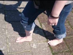 Vorschaubild vom Privatporno mit dem Titel "Nordsee - Test mit nackten Füssen **Fußfetisch**" von SilentCouple7973