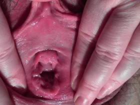 Vorschaubild vom Amateurporno mit dem Titel "Nasses rosa Fickfleisch" von HappyMichelle