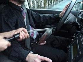 Vorschaubild vom Privatporno mit dem Titel "Vaccumpumpe im Auto" von SMBoy