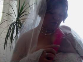 Vorschaubild vom Amateurporno mit dem Titel "Selbst ist die Braut" von GeilesPummelchen