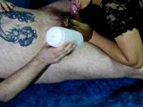 Vorschaubild vom Amateurporno mit dem Titel "Fleshlight ficken! blasen und abgespritzt!" von sexynoy