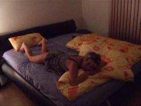 Vorschaubild vom Amateurporno mit dem Titel "Geil auf meinem Bett  " von Sandy2Hot